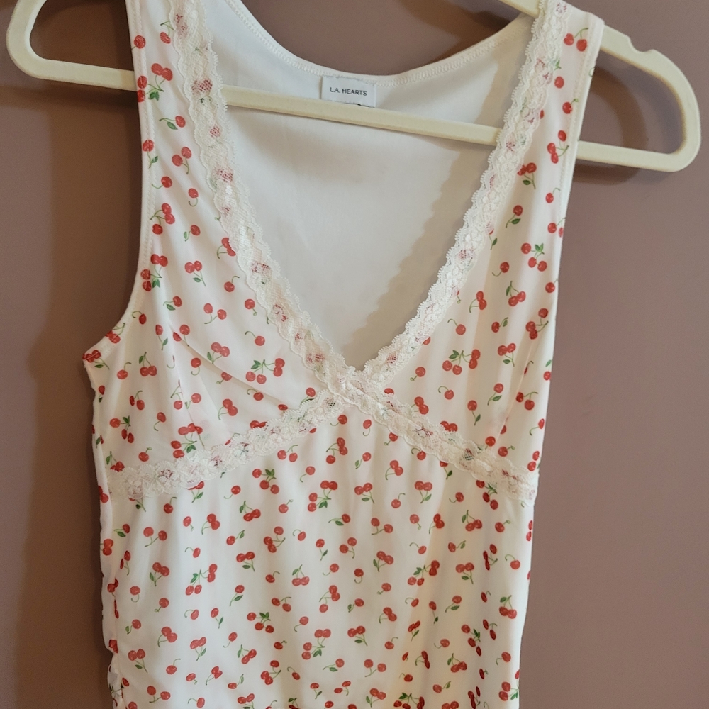 La Hearts White Cherry Print Tank Top